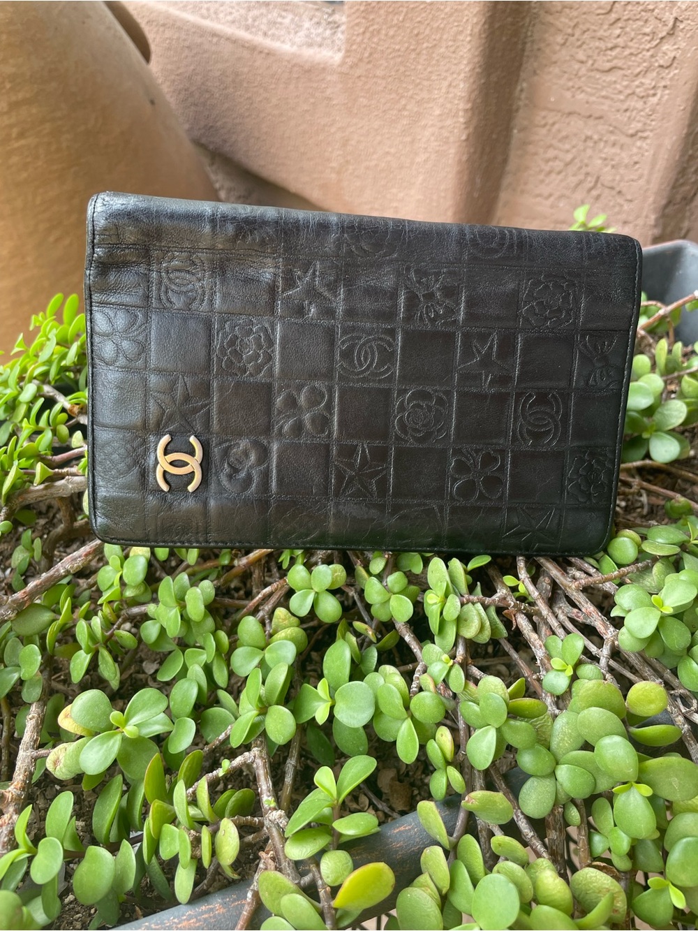 CHANEL Black Quilted Embossed Leather Wallet Clutch with Gold CC